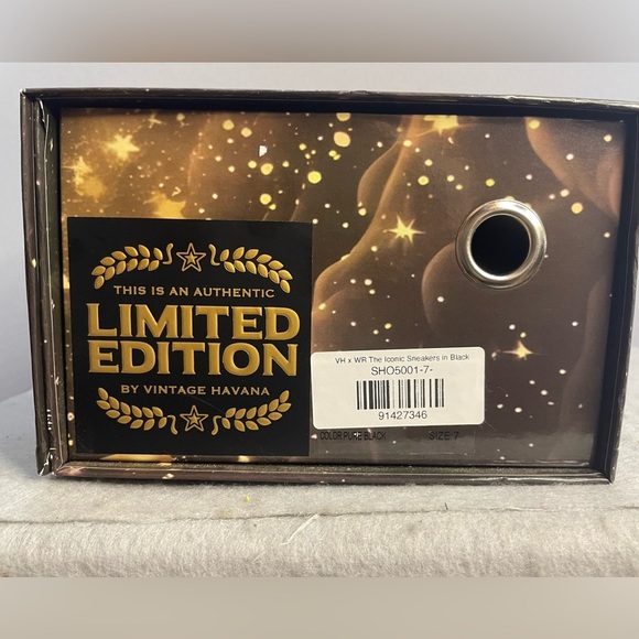 Vintage Havana The Iconic Sparkle Star Pure Black Sneakers Sz 7 NIB - RARE - Picture 10 of 16